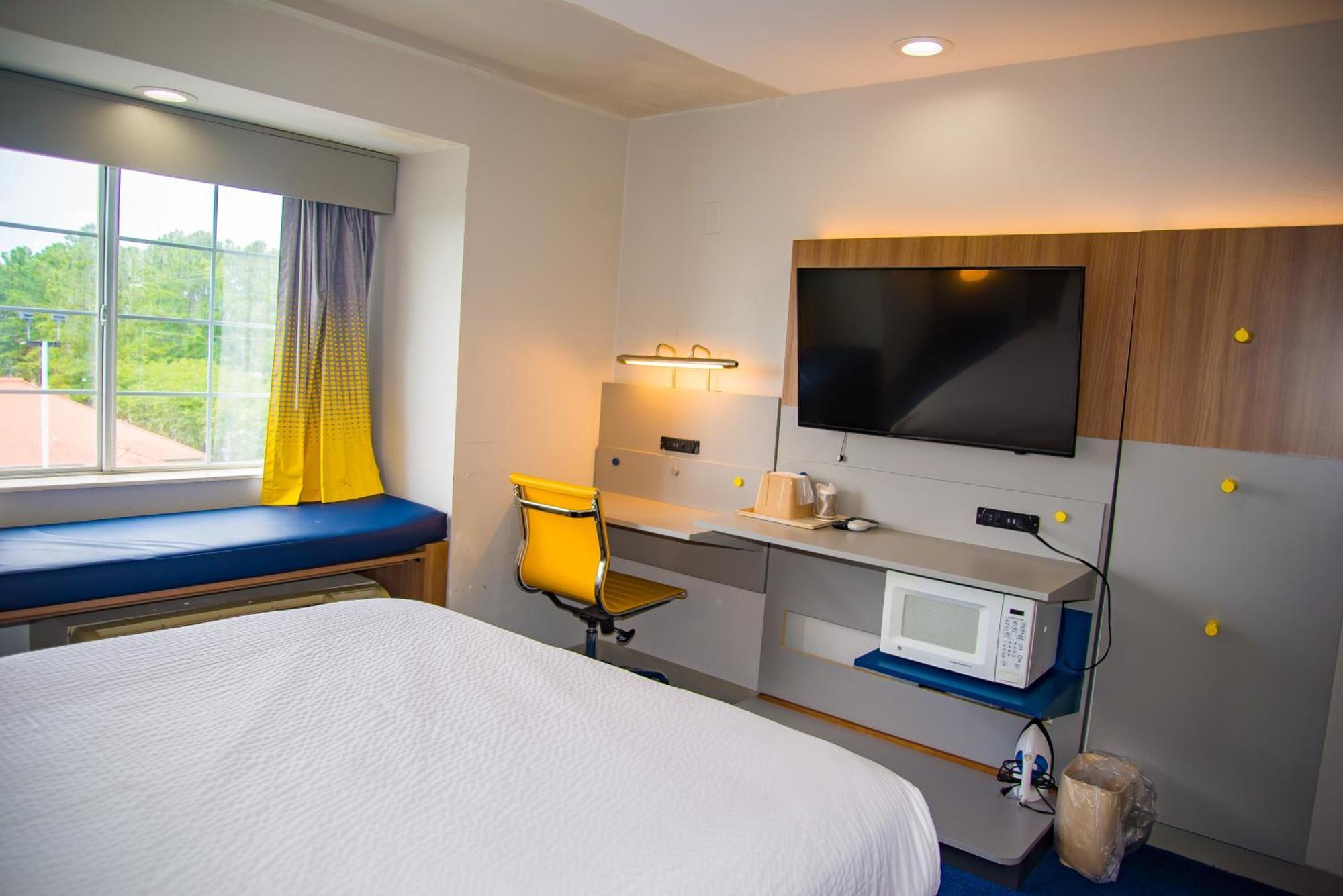 Microtel Inn & Suites By Wyndham Daphne Eksteriør bilde