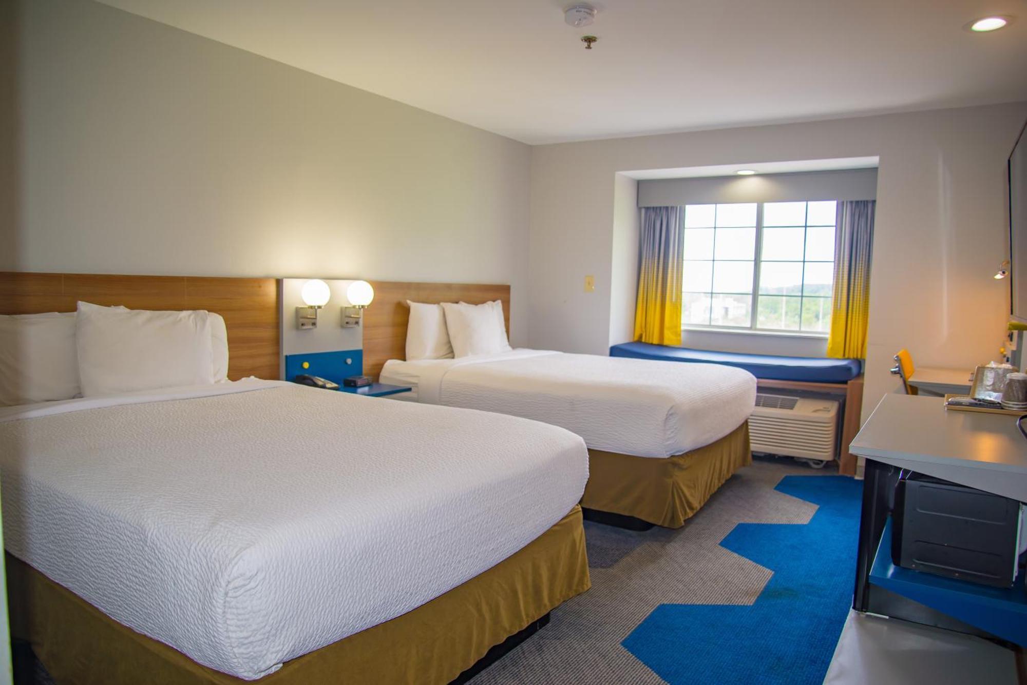 Microtel Inn & Suites By Wyndham Daphne Eksteriør bilde