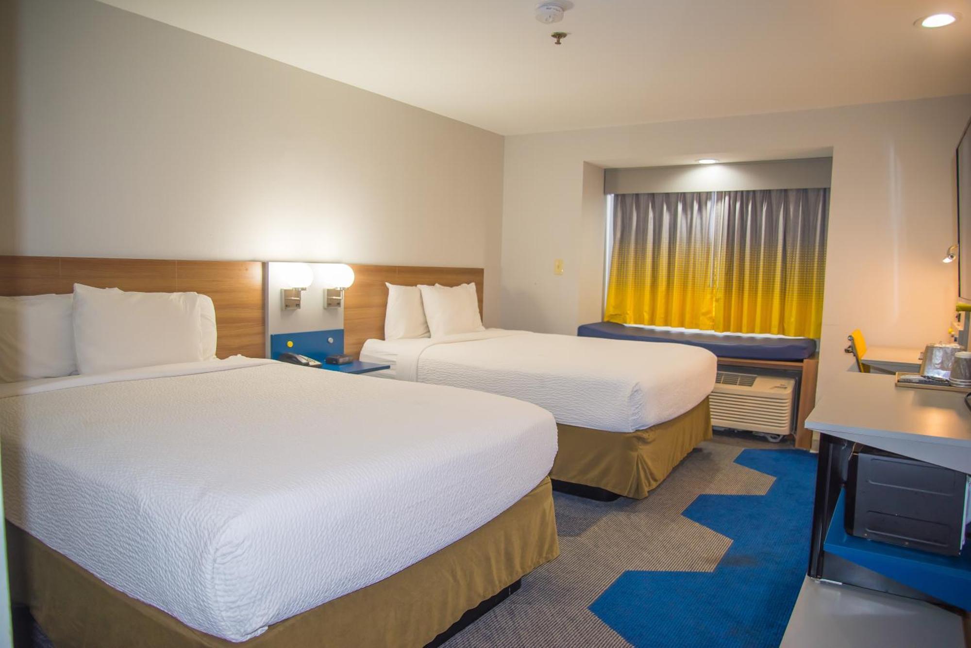 Microtel Inn & Suites By Wyndham Daphne Eksteriør bilde
